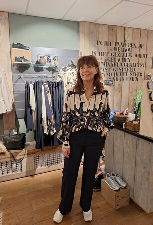 C&S Lara blouse sand/light jeans blue