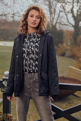 C&S Ilona top Offwhite/zwart