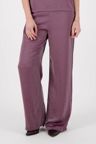 Zusss Wijde satijnen broek aubergine 