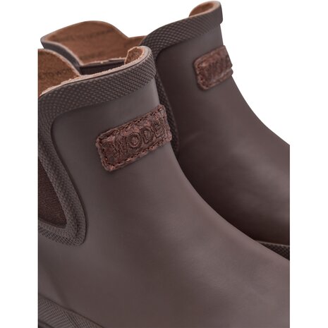 Woden Liv waterproof chocolate