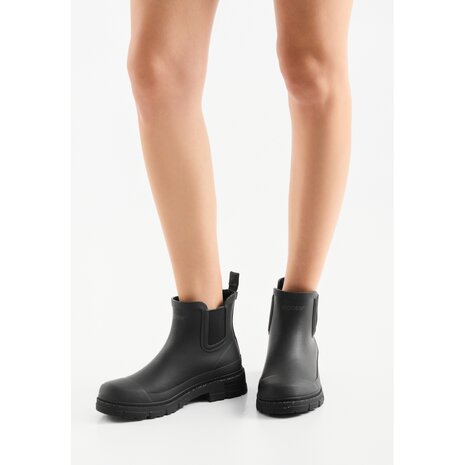 Woden Liv warm waterproof black