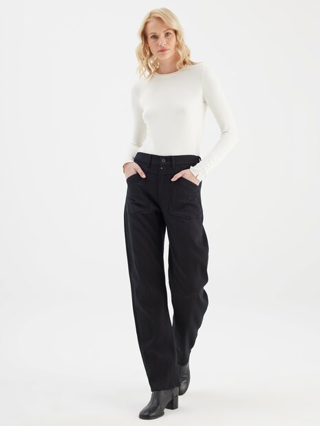 COJ Selena black stripe