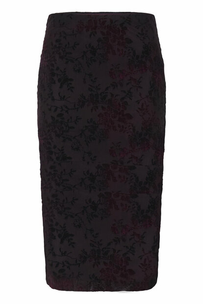 B.Young Rumia rok 