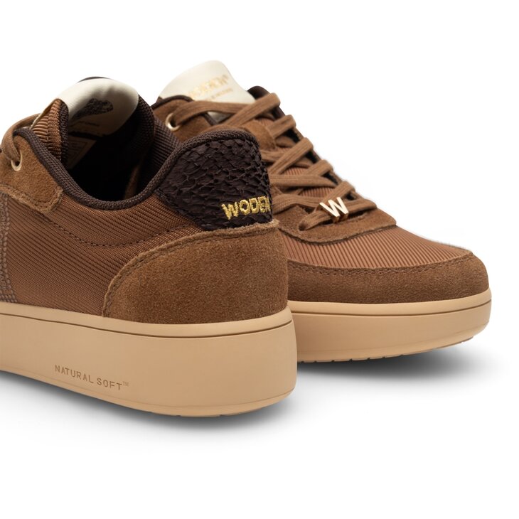 Woden Line sneak caramel