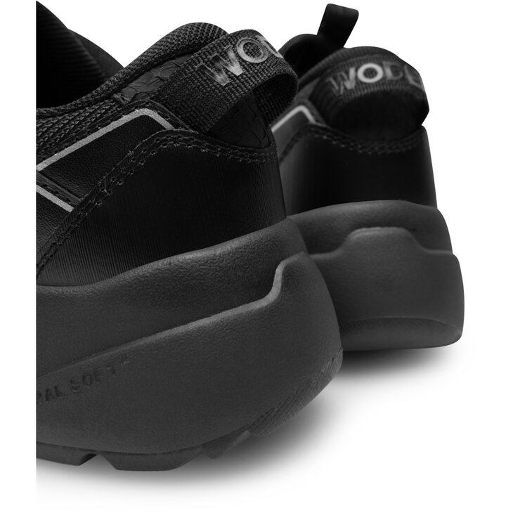 Woden  Sif Black